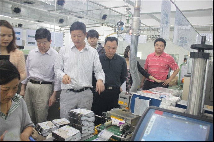 公安部、農(nóng)業(yè)部、工商總局等部委給予銀農(nóng)科技DCS自動化生產(chǎn)線高度贊譽